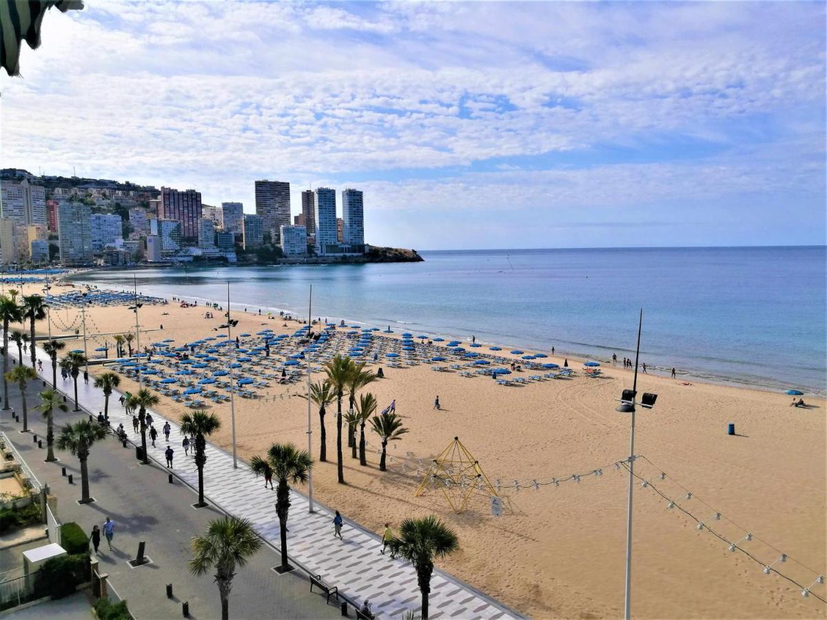 Primera Linea De Playa Frente Al Mar Benidorm Exterior foto